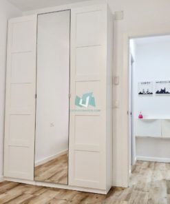 Dormitorio principal Vista armario Apartamento de vacaciones en Vinaròs Centro