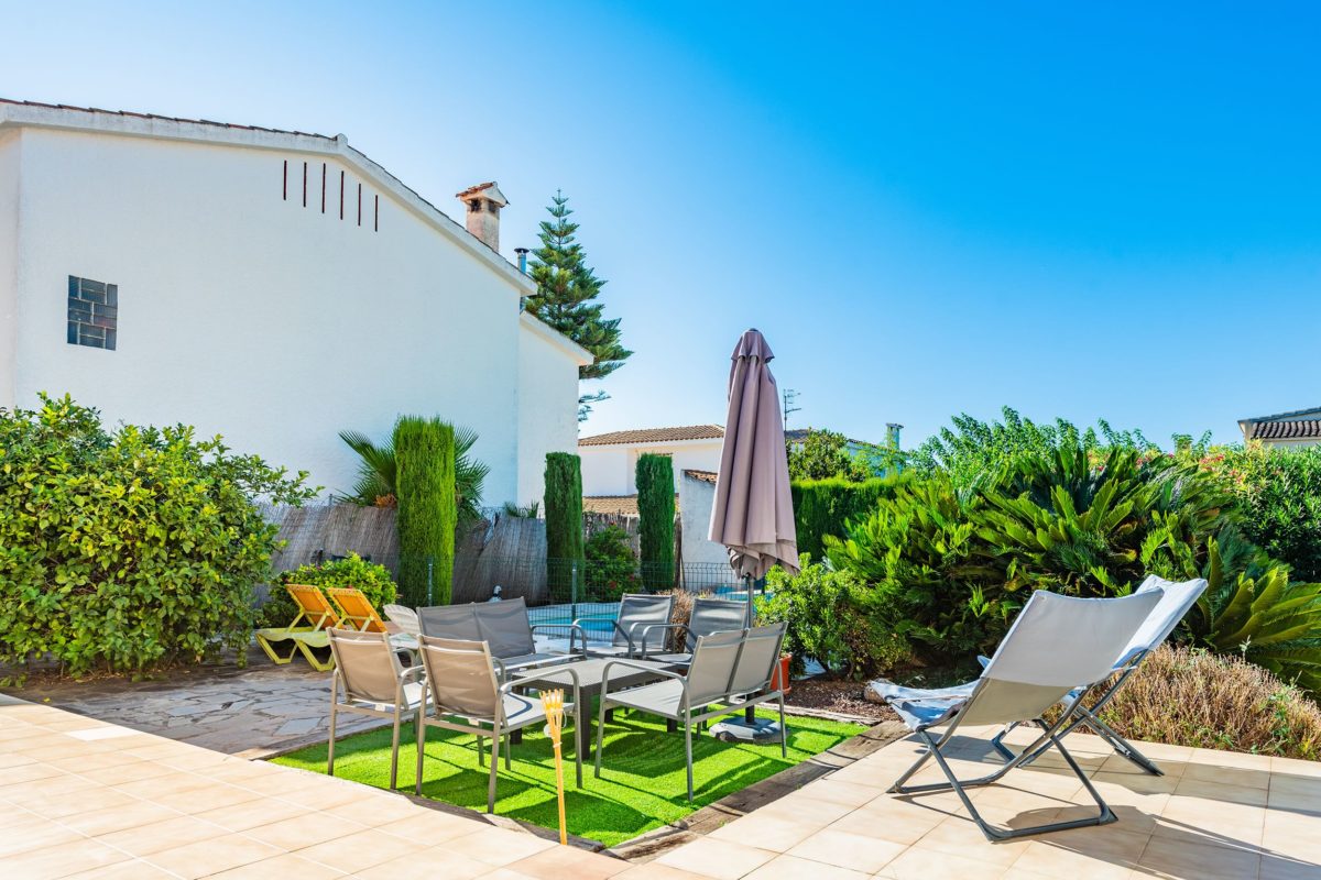 Villa Mario, casa de vacaciones con jardín en la Costa Norte de Vinaròs